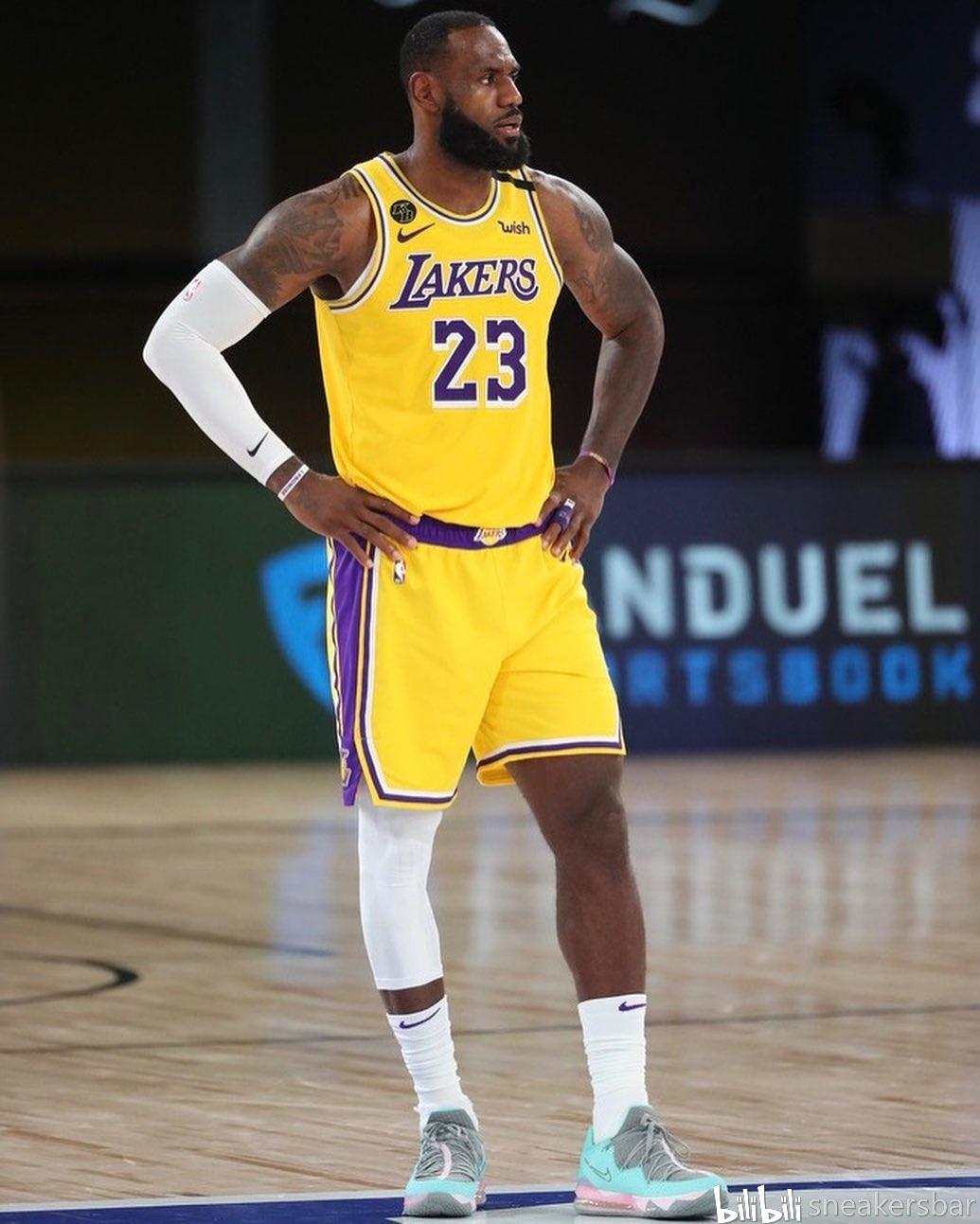 队的密切注 队的密切注