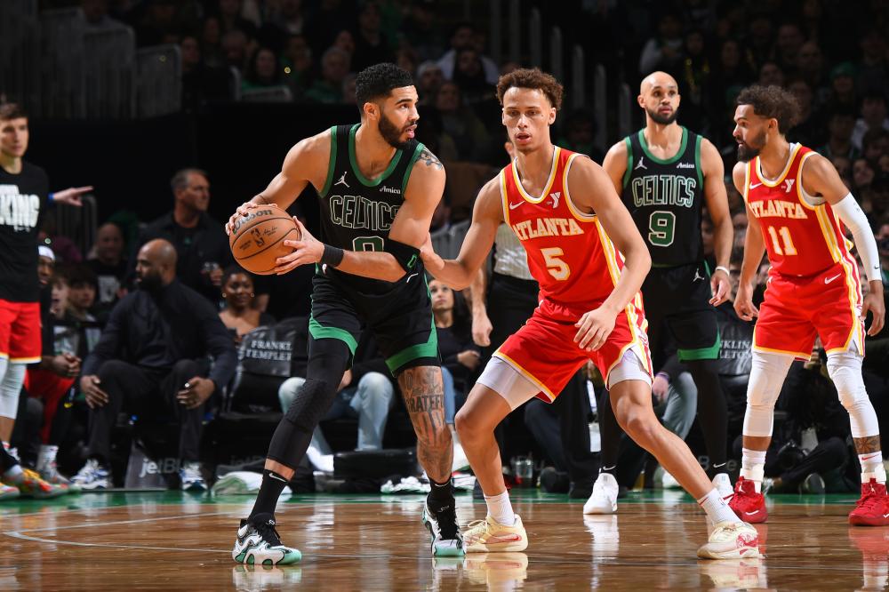 现出了机智 现出了机智