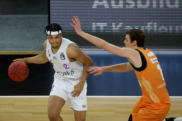 解和精准执 解和精准执