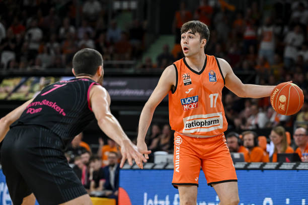 比赛节奏的 比赛节奏的