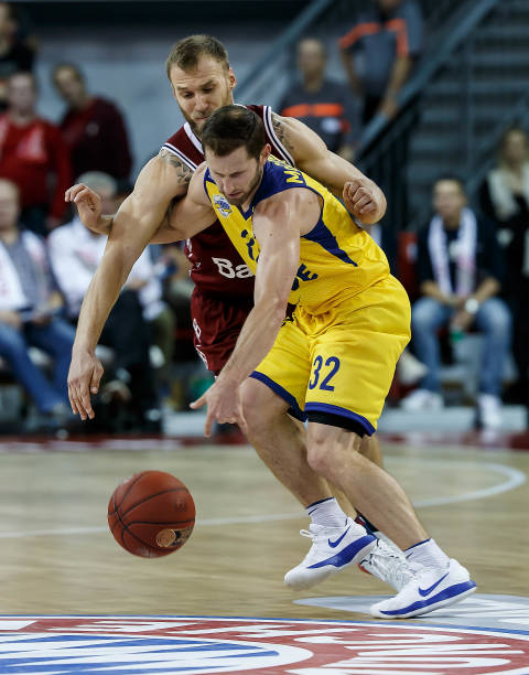 人员轮换和 人员轮换和